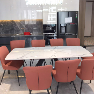 Bàn ăn cao cấp Tundo mặt đá chân A sang trọng