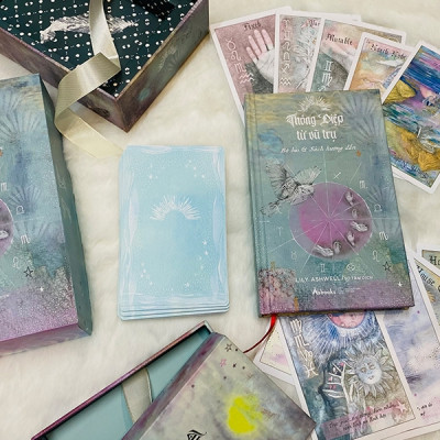 Sách Skybooks - Boxset Bộ Bài Tarot Và Sách Hướng Dẫn - Thông Điệp Từ Vũ Trụ
