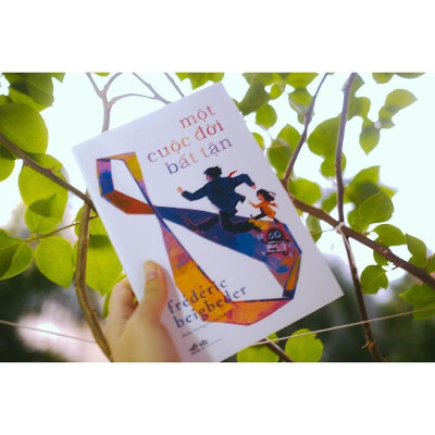 Sách - Một cuộc đời bất tận (Nhã Nam HCM)