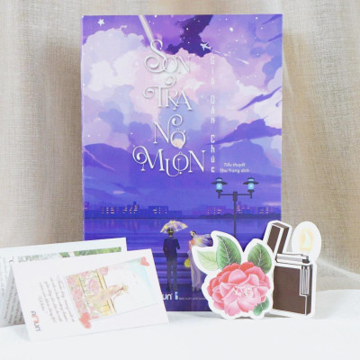 Sơn Trà Nở Muộn - Tặng Kèm 1 Bookmark Hoa Sơn Trà + 1 Bookmark Chiếc Bật Lửa + 1 Postcard