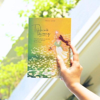 Sách - Tính Nữ Tỏa Rạng - AZ Việt Nam