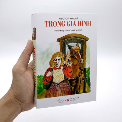 Trong Gia Đình (Tazano)