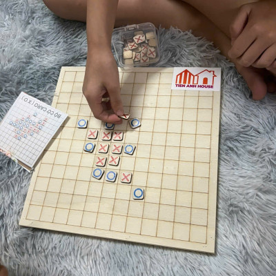 Bộ cờ caro gỗ đồ chơi trí tuệ tập trung phát triển tư duy logic nhạy bén cho bé
