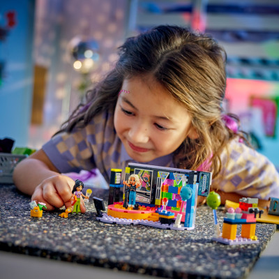 Đồ Chơi Lắp Ráp Phòng Hát Karaoke - Karaoke Music Party - Lego Friends 42610 (196 Mảnh Ghép)