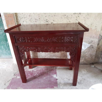 Án thờ gỗ tự nhiên .