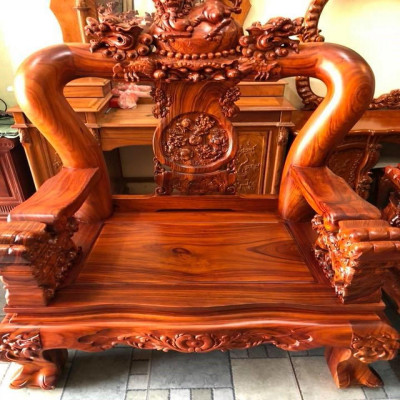 Bộ sofa Tam Sư Nghê Ba Đầu gỗ Hương Đá