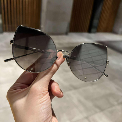 Kính râm Mắt mèo cao cấp màu bạc gương