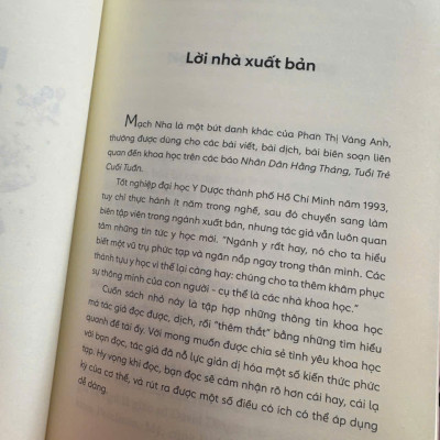 TỪ SỰ MẤT NGỦ CỦA RUỒI - Mạch Nha (Phan Thị Vàng Anh) - NXB Trẻ