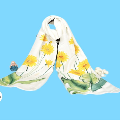 Khăn Choàng Cổ Lụa Vẽ Tay Cao Cấp Hoa Đồng Tiền SenSilk 160x55cm, Quà Việt Nam Tặng Người Nước Ngoài, Phụ Kiện Thời Trang Nữ Cao Cấp, Vietnam Silk Painting Scarf, Tinh Hoa Nghề Việt