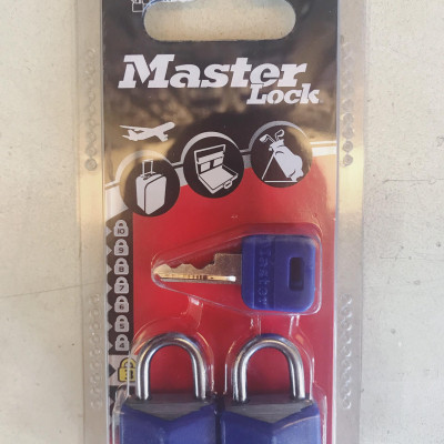 Khóa Vali du lịch Master Lock 9121TCOL nhiều màu