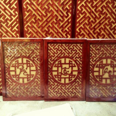 Combo bự bàn thờ chung cư kt 81cm bằng gỗ sồi + ám khói + đèn led ốp hậu bàn thờ 