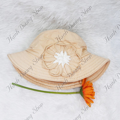 Mũ rộng vành nữ gắn hoa 9 cánh dễ thương, vành rộng 7cm, chất liệu vải cotton oát cao cấp oát mềm mại - Hạnh Dương