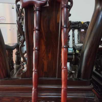 Gậy batong hỗ trợ đi lại dành cho người già bằng gỗ trắc đỏ đen kt 90×13×3.5cm 