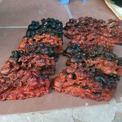 Tượng phật di lặc kéo bao tiền bằng gỗ trắc đỏ đen kt 16×6×7cm