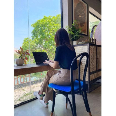 Đệm ngồi Gel 3D tổ ong thoáng khí, Chất liệu Silicon mát lạnh siêu êm - Hàng cao cấp chính hãng miDoctor