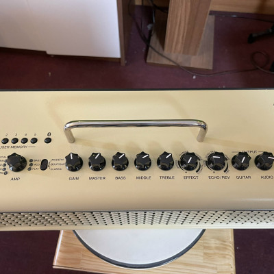 Ampli Guitar Yamaha THR30II Wireless (Không dây)