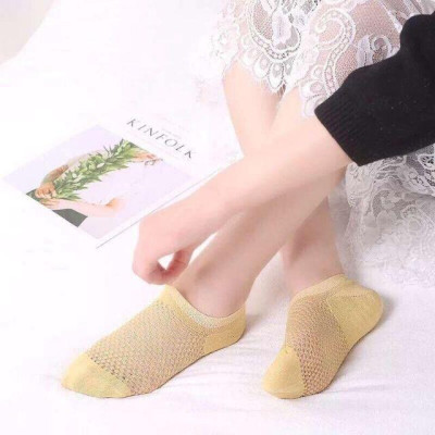 Sỉ 10 đôi tất lưới thông hơi nữ