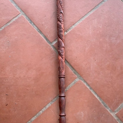 Gậy batong dành cho người già bằng gỗ trắc đỏ đen