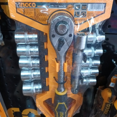 Bộ 12 cái đầu tuýp (1/2 inch) Ingco HKTS12122