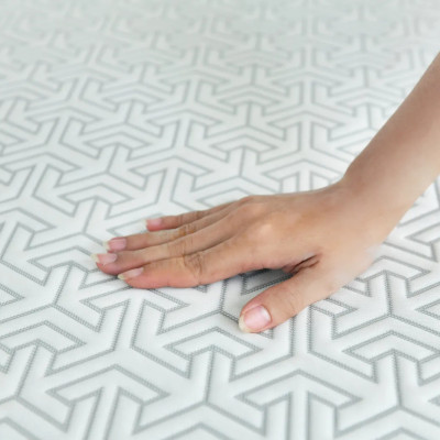 Nệm cao su thiên nhiên than hoạt tính cao cấp Everon Natural Charcoal Latex Cool- Khử mùi, kháng khuẩn - Bảo hành 15 năm.