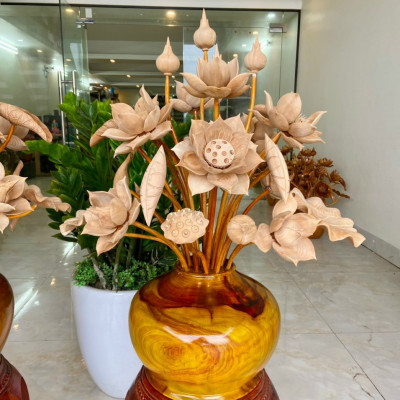 2 bình hoa sen gỗ hương đỏ ,trang trí phòng thờ ,phòng khách tuyệt đẹp, 25 cành ,hoa lá gương bằng gỗ ngọc am thơm phức 