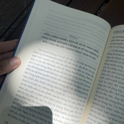 NƯỚC MỸ NỔI GIẬN - Cuộc chia rẽ chính trị sâu sắc -  Alison Dagnes - NXB Chính trị Quốc gia Sự thật 