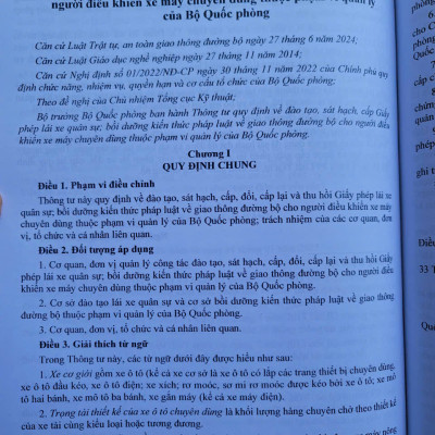 Sách Luật Trật Tự An Toàn Giao Thông Đường Bộ năm 2024 (V2531D)