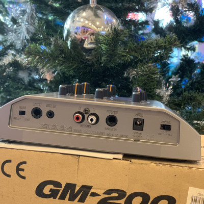 Effect Guitar  GM-200 Zoom - Hàng Chính Hãng