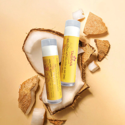 Son Dưỡng Môi TaBaHa Dầu Dừa Và Sáp Ong 5g Giúp Giảm Thâm Mềm Mịn