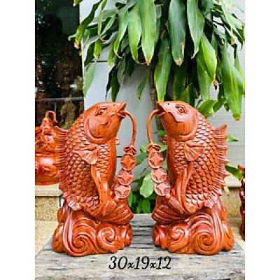 Cặp tượng cá chép phong thủy hút tài lộc bằng gỗ hương đá kt cao 30cm