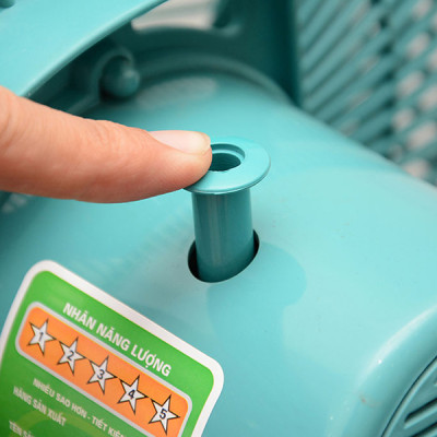 Quạt Bàn Senko B102 - Giao Màu Ngẫu Nhiên - Hàng Chính Hãng