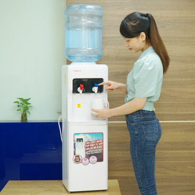 Cây nước nóng lạnh Nhật Bản Fujihome WD5320E khóa vòi nóng, máy nước uống nóng lạnh mini tự ngắt tiết kiệm điện - Hàng Chính hãng