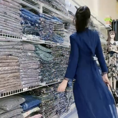 Áo dài cách tân chất lượng cao dành cho những buổi tiệc trang trọng, lễ cưới hỏi tôn nghiêm.