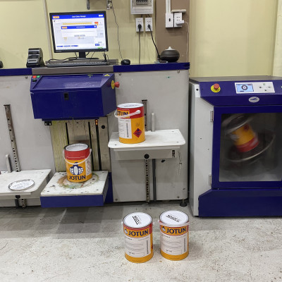 Sơn chịu nhiệt Jotun Solvalitt Midtherm (260°C) Base 1 màu trắng White 001_ 5L