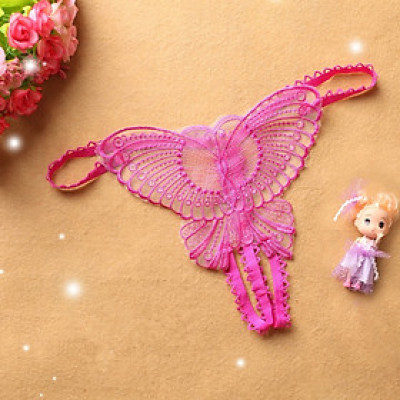 Quần lót nữ hình bướm lọt khe