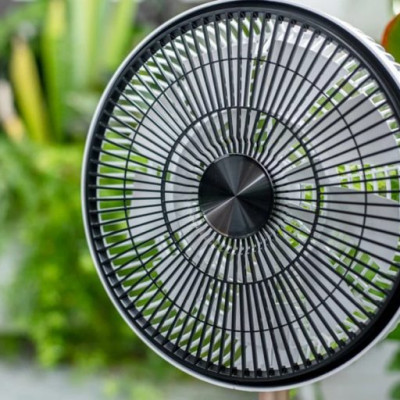 Quạt Tích Điện, Gấp Gọn Thương Hiệu Đức ELEGANT Có Remote Sử Dụng 8 Giờ, Sạc 2.5 Giờ Công Suất 14W - Hàng Chính Hãng