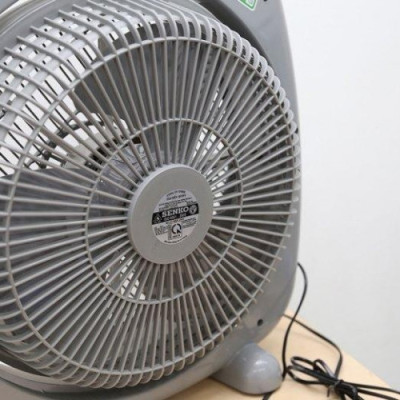 Quạt bàn đảo 4 Tấc chuyển hướng điện cao cấp Senko ( Hàng Chính Hãng ) BD1410