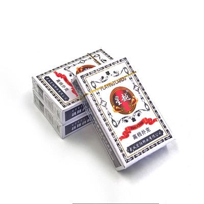 Bộ bài tây 696 poker 52 lá, lá bài bóng giấy láng mịn - bộ bài tây chơi tiến lên, phỏm, bài ba lá cùng bạn bè và người thân