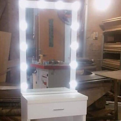 Bàn trang điểm đèn led (giá rẻ tại xưởng)