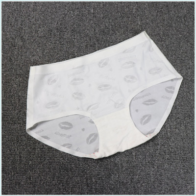 Combo 5 quần lót thun lạnh in hình môi, vải thông thoáng co dãn