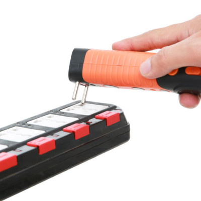 Vợt Muỗi COMET CP040 điện thế mạnh thời gian sử dụng lên đến 48h