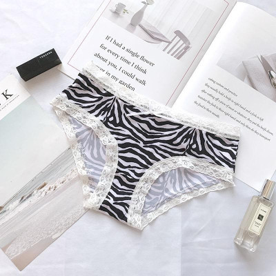 Combo 5 Quần Lót Nữ Thun Nhiều Họa Tiết Viền Ren 029 – Mềm Mại, Co Giãn, Nữ Tính