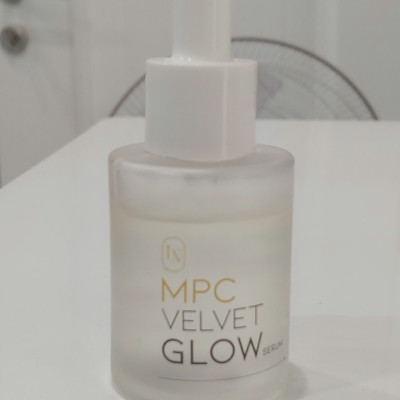 Tinh chất dưỡng yến (Serum) dưỡng ẩm, nuôi dưỡng da căng bóng MPC Velvet Glow chính hãng Hàn Quốc 50ml