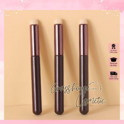 Cọ tán son môi hiệu ứng ombre, che khuyết điểm mềm mịn môi 