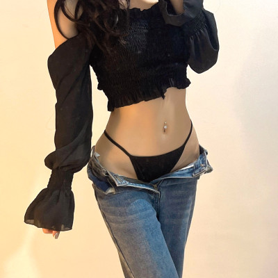 Quần lót lọt khe chuỗi xích phối bikini gợi cảm