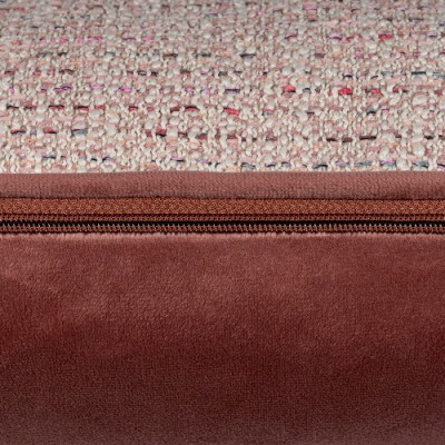 SCATTER BOX Vỏ Gối Cao Cấp nhập khẩu Ireland Anh Quốc LEAH màu BLUSH kích thước 43x43cm phong cách hiện đại