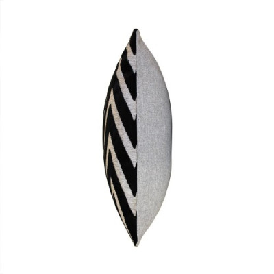 SCATTER BOX Vỏ Gối cao cấp nhập khẩu Ireland Anh Quốc BOWIE màu BLACK C/COVER kích thước 43x43CM Phong cách tân cổ điển