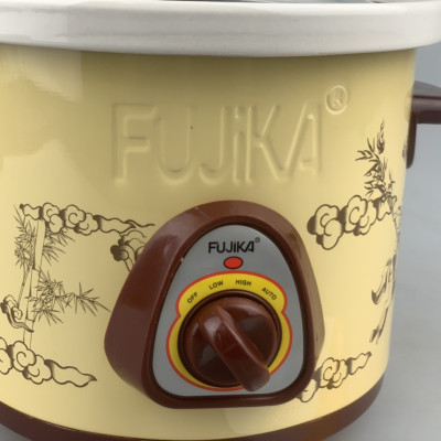 Nồi Kho Cá Thịt,Nấu Chậm,Nấu Cháo ,Chưng Yến 1.5L Fujika KC15 Màu Vàng-Hàng chính hãng