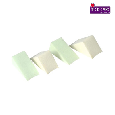 Bông phấn Basicare 1044 tam giác 4 cái