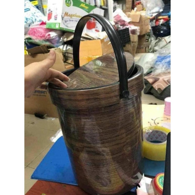 Thùng rác nắp lật vân gỗ nhựa Việt Nhật 8036